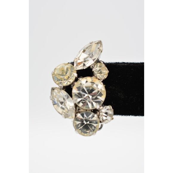 Weiss Vintage Crystal Clip On Earrings Prong Rhinestone Sparkling Signed BinAO - Picture 6 of 12